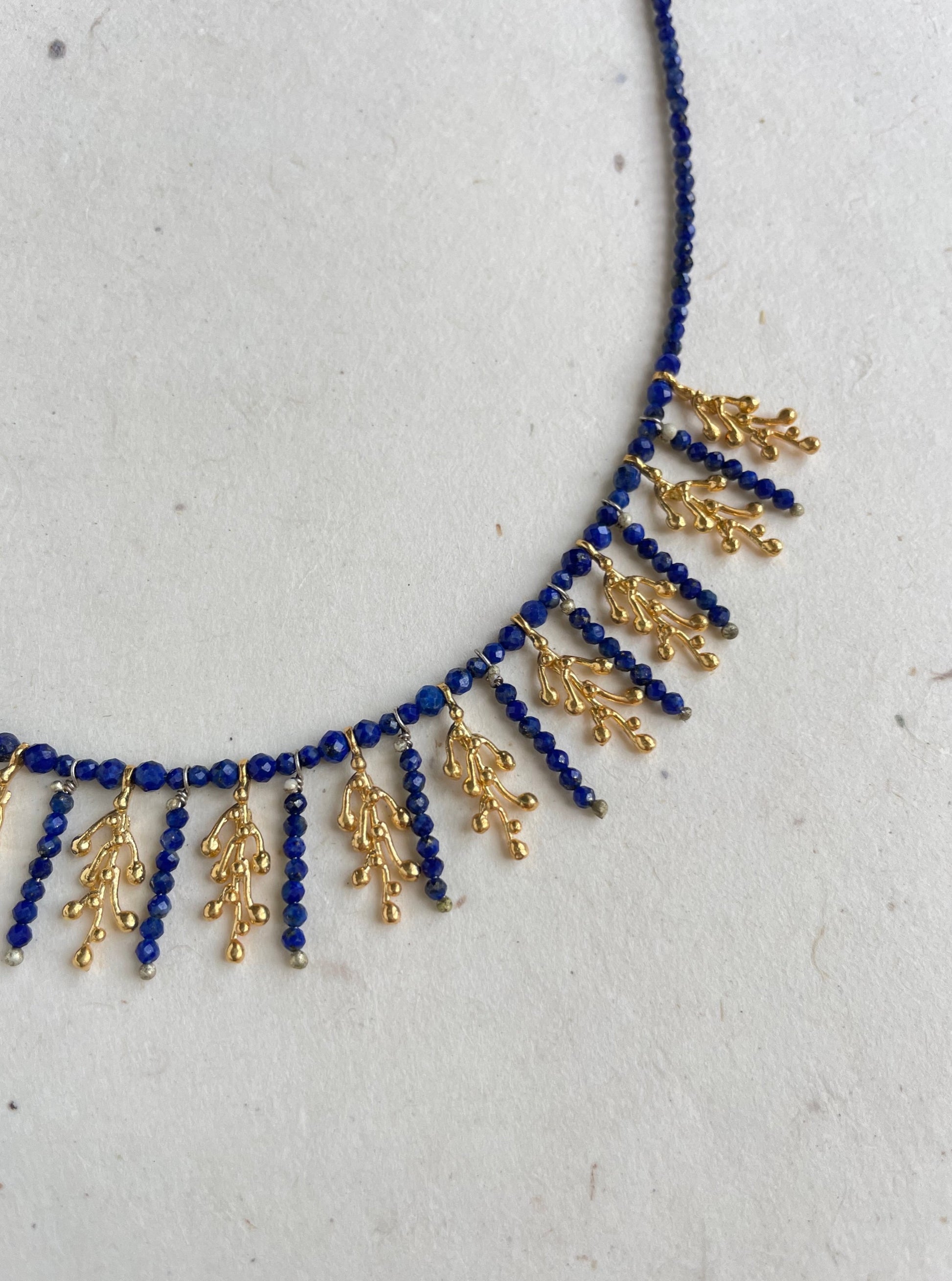 lapis lazuli with leaves